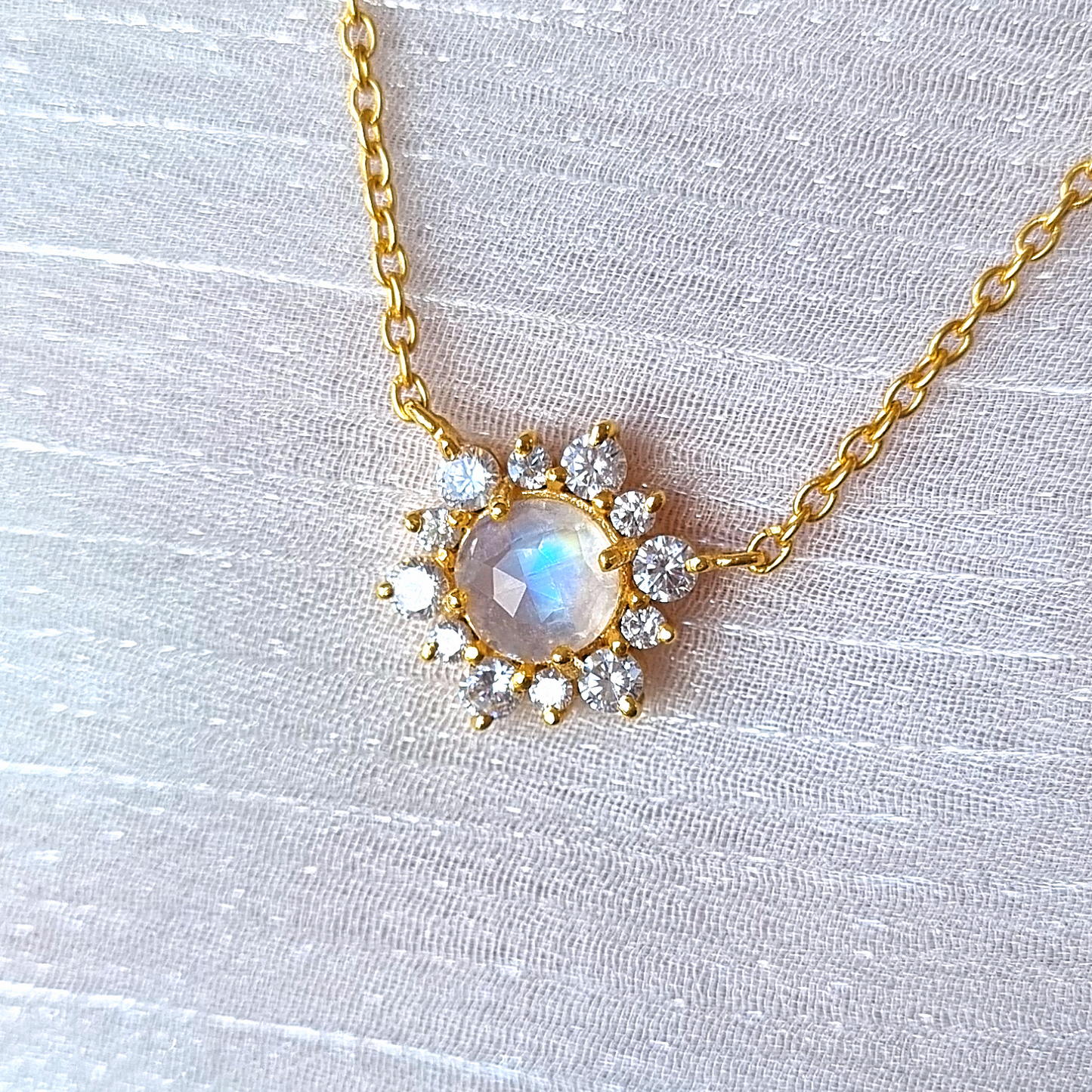 Rainbow Moonstone Necklace in 18k Gold Vermeil