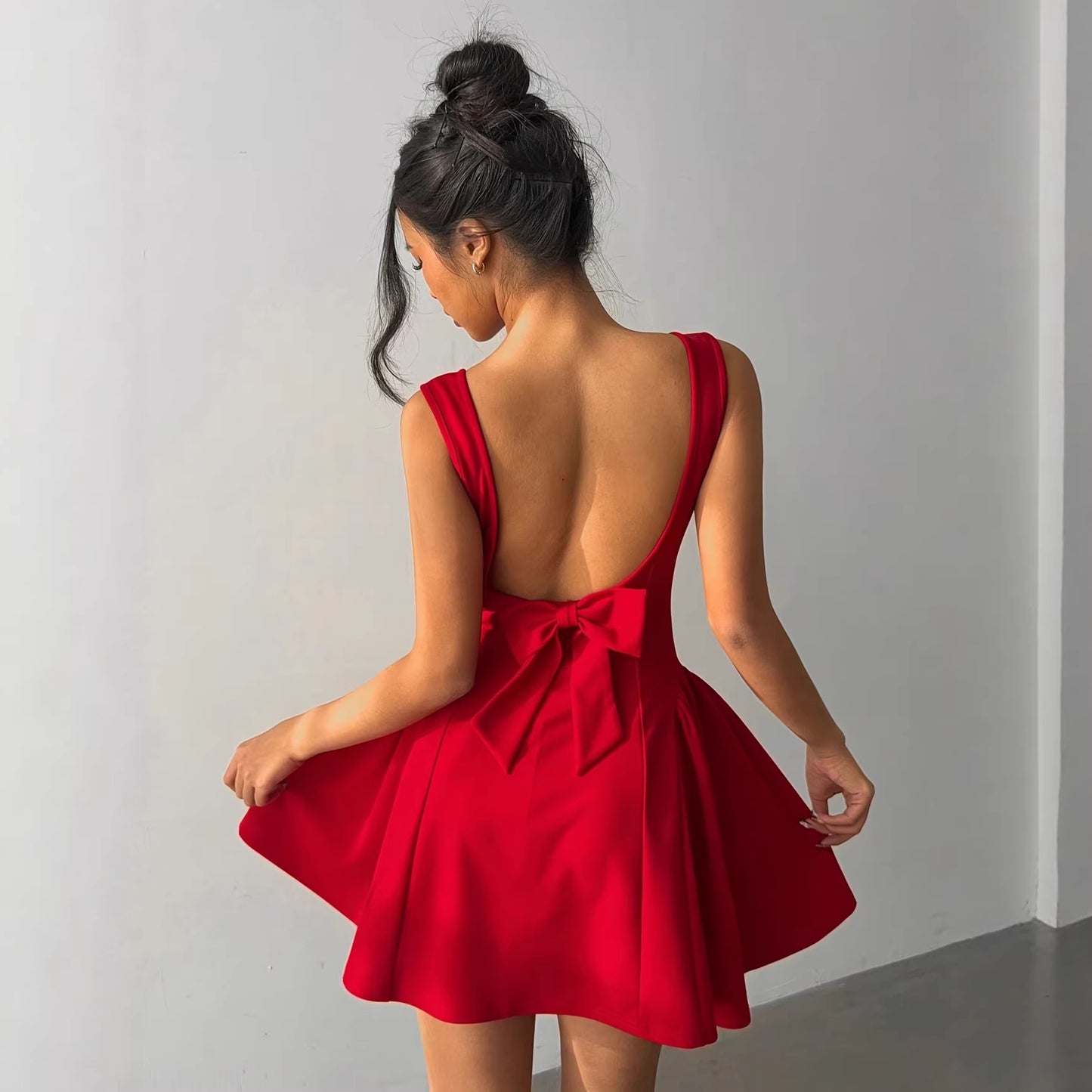 Elegant Red Evening Gown With A Bold Open Back Sleeveless Spaghetti Strap A Line Dress