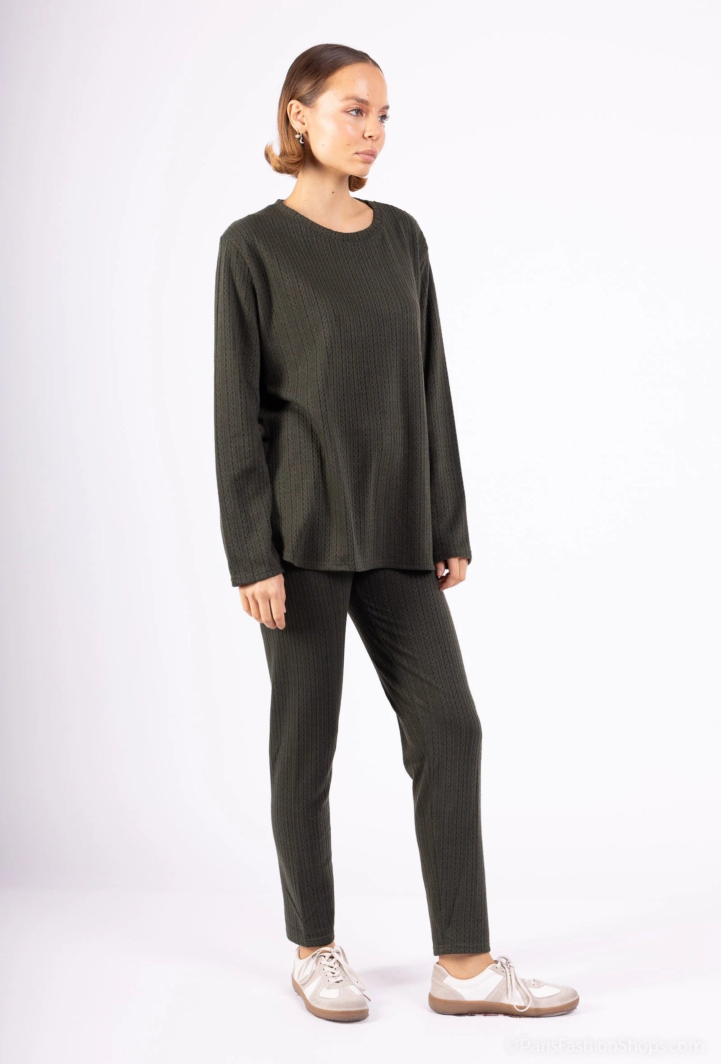 Arrow pattern pants