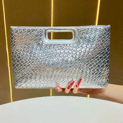 Fashionable Women's Handbag New Luxury Clutch Bag Shoulder Crossbody Bag Elegant Evening Bag Snake Skin Pattern Chain Element